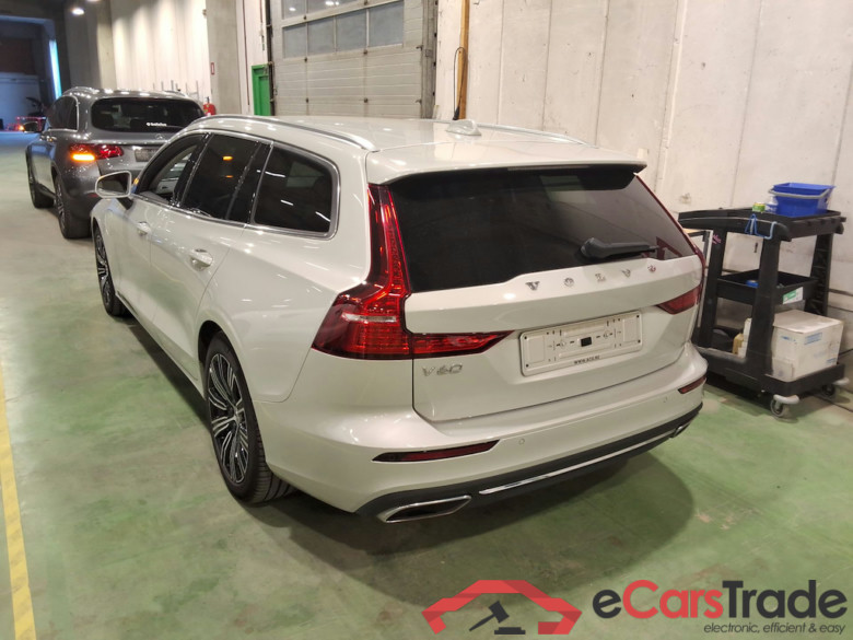 VOLVO V60 2.0 T6 PHEV INSCRIPTION AUTO 4WD #2