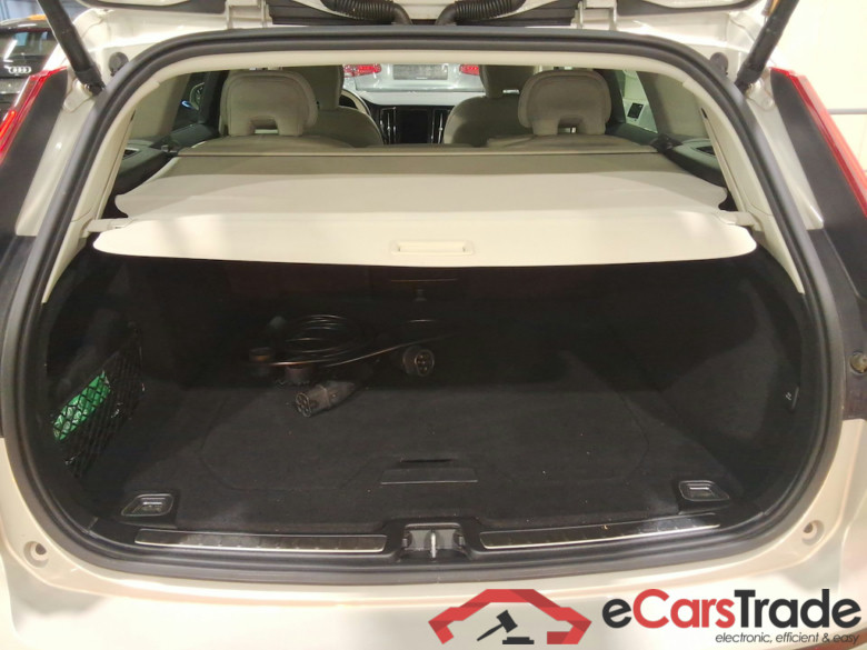VOLVO V60 2.0 T6 PHEV INSCRIPTION AUTO 4WD #3