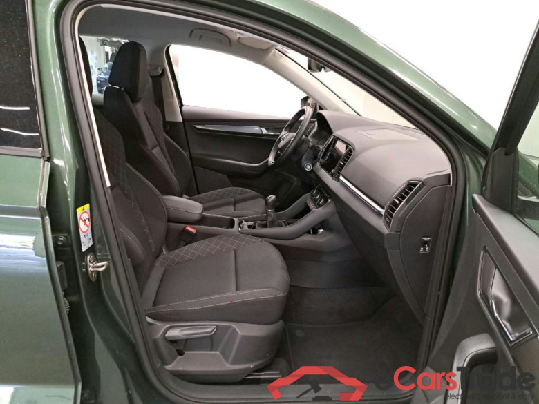 SKODA - SKO KAROQ TSI 150PK Clever Pack Safety & Navigation & Removable Trailer hook & Front & Rear Sensors & Camera    * PETROL * #3