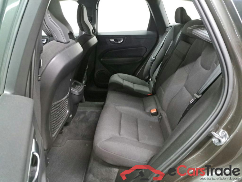 Volvo XC60 2.0 B4 D Momentum Pro Aut. LED Virtual ACC Navi KeylessGo Klima PDC ... #6