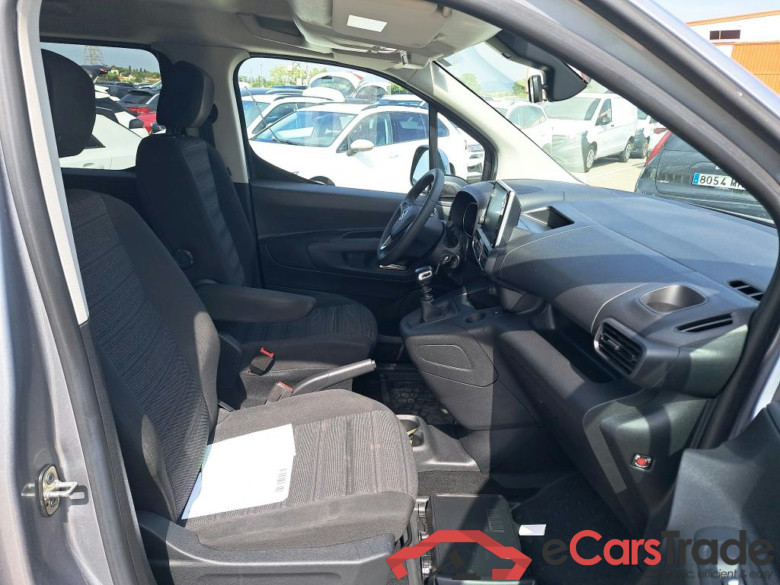 OPEL Combo Life / 2018 / 5P / monovolumen compacto 1.2 T S/S Selective L #6