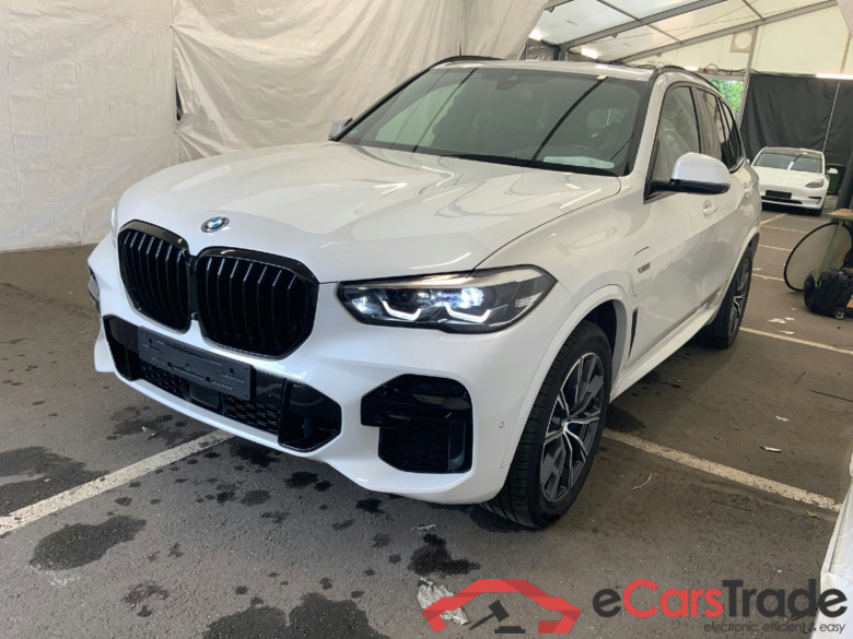 Baureihe X5 xDrive 45 e M Sport 3.0 290KW AT8 E6d