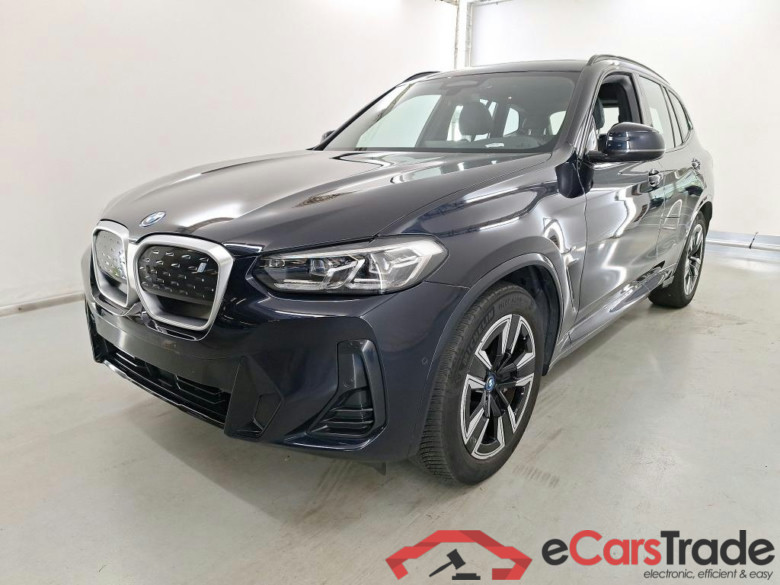 BMW IX3 80KWH AUTO