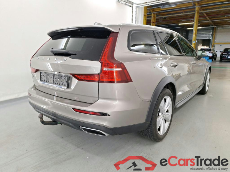 VOLVO V60 CROSS COUNTRY DIESEL - 201 2.0 D3 AWD Geartronic #4