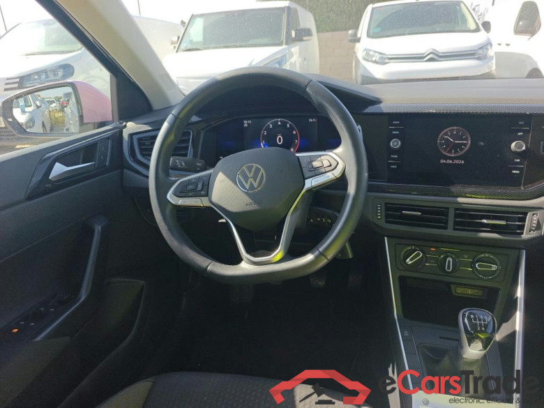 VOLKSWAGEN Polo / 2021 / 5P / berlina con portón Life 1.0 TSI 70kW (95CV) #4