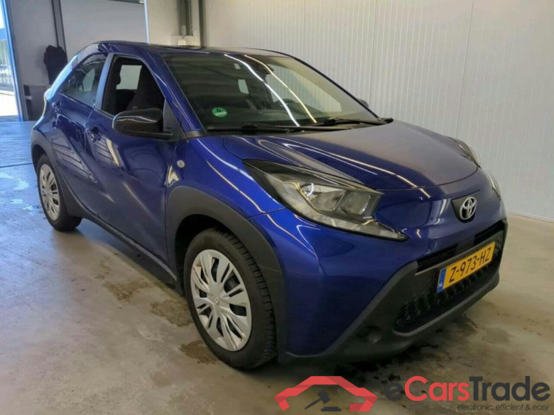 TOYOTA Aygo X 1.0 VVT-i MT Play #5