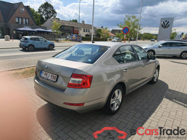 SKODA Octavia 1.2 TSI Ambition #4