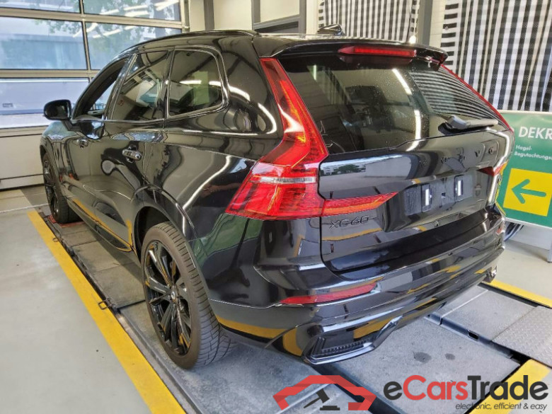 Volvo XC60 (03.2017->) DE - SUV5 B5 (Benzin) AWD EU6d, Ultra Black Edition Mild-Hybrid, (Facelift) 2023 #4