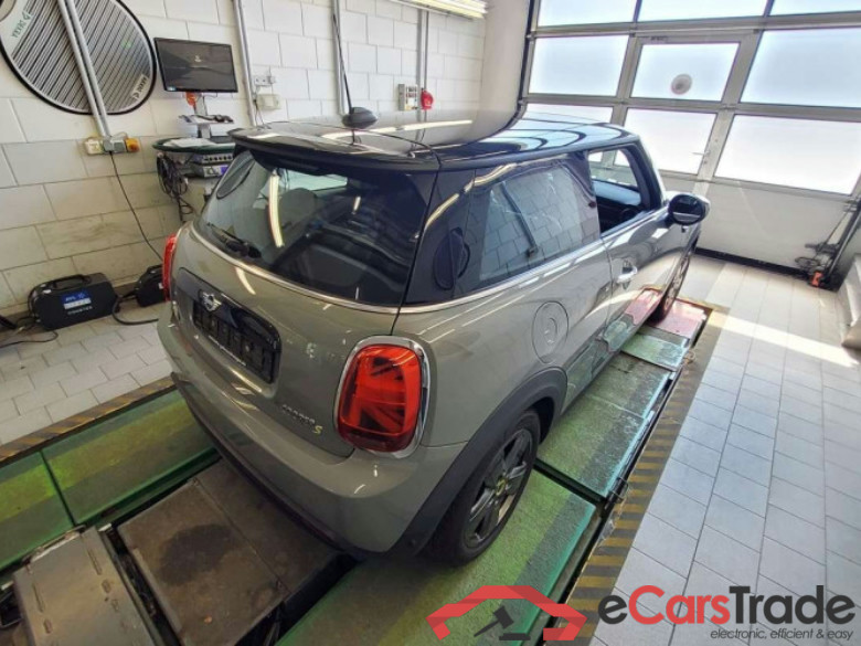 MINI Mini 3-trg. (F56)(2013->) DE - LimS3 SE, Cooper SE Classic Trim, (Facelift 2) 2021 - 2024 #3