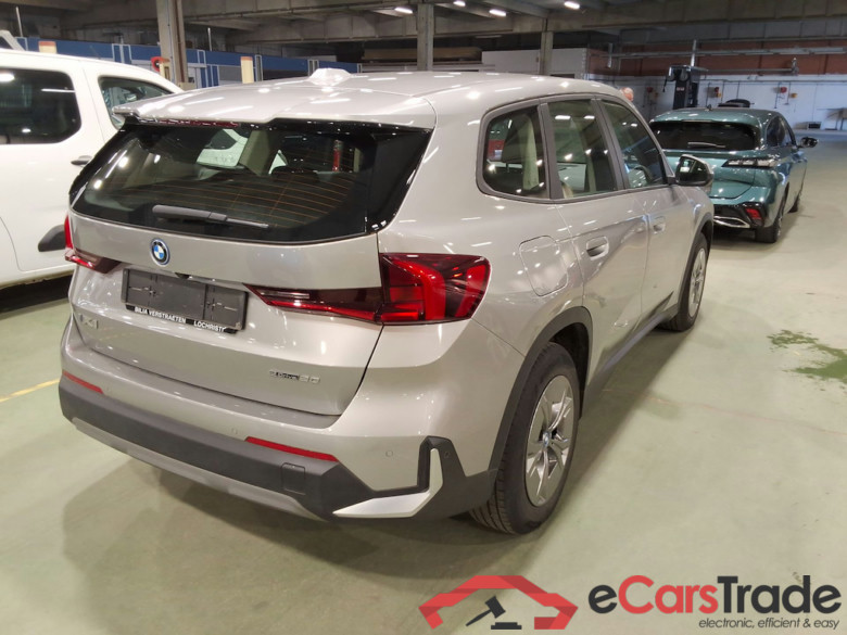 BMW IX1 BEV 67KWH EDRIVE20 (150KW) AUTO #4
