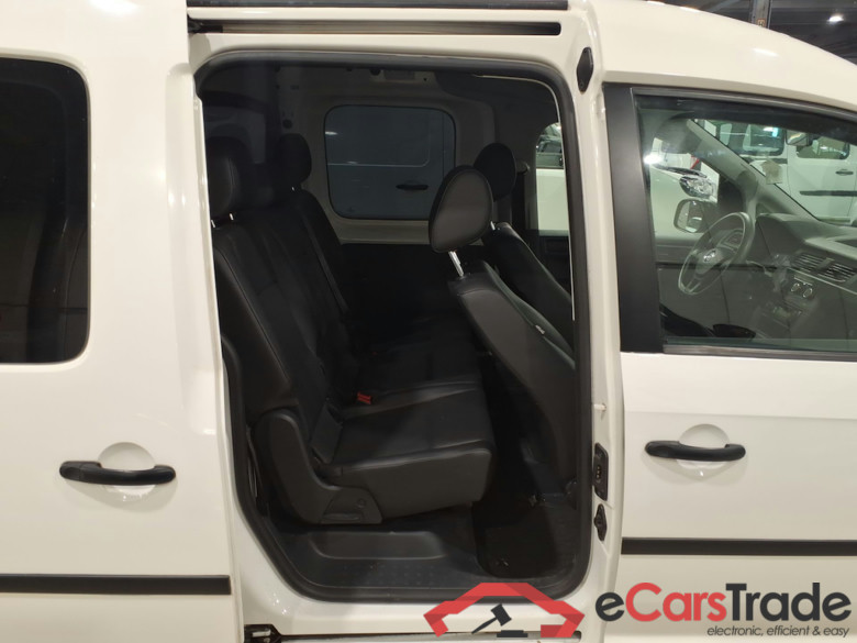 VOLKSWAGEN CADDY MAXI DIESEL - 2015 2.0 TDi SCR Conceptline (EU6.2) Transfo Van #5