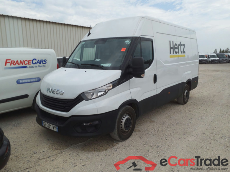 IVECO 35S IVECO 35S  14V 3,5T 136CV 3520L Q-LEAF 4X2