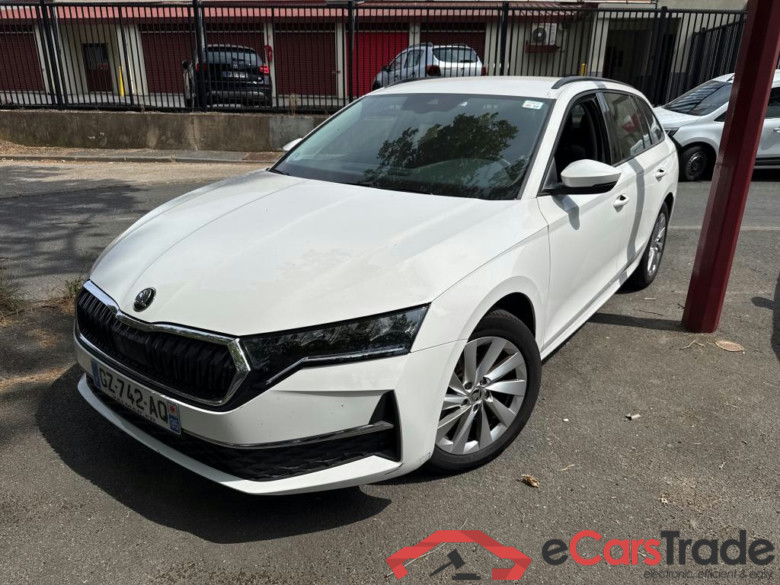 SKODA Octavia Combi / 2024 / 5P / Break 1.5 TSI ACT Hybrid 116 DSG7 Selection #2