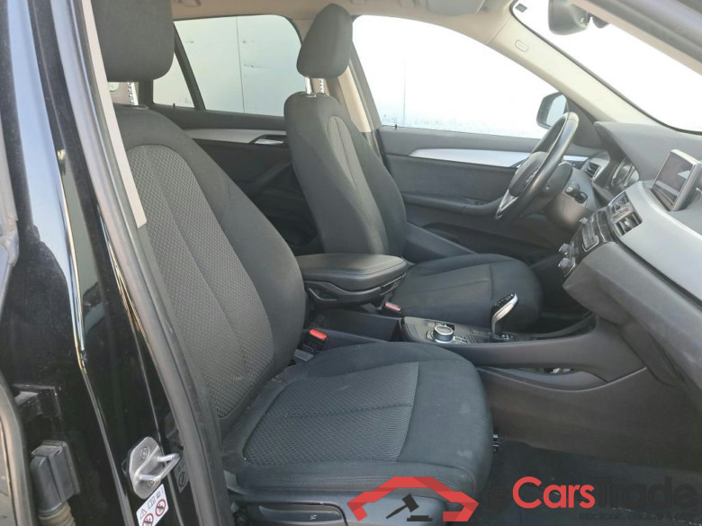 BMW X1 / 2019 / 5P / todoterreno sDrive18d Business #6