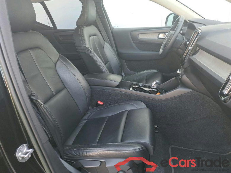 VOLVO XC40 / 2017 / 5P / todoterreno 1.5 T4 Twin Recharge Inscription Auto #6