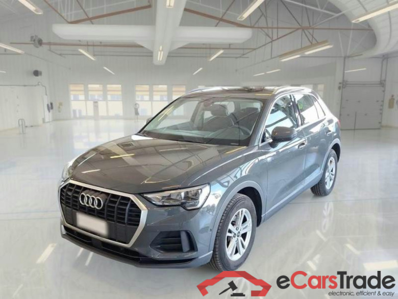 AUDI Q3 / 2018 / 5P / SUV 40 TDI QUATTRO S TRONIC BUSINESS #1