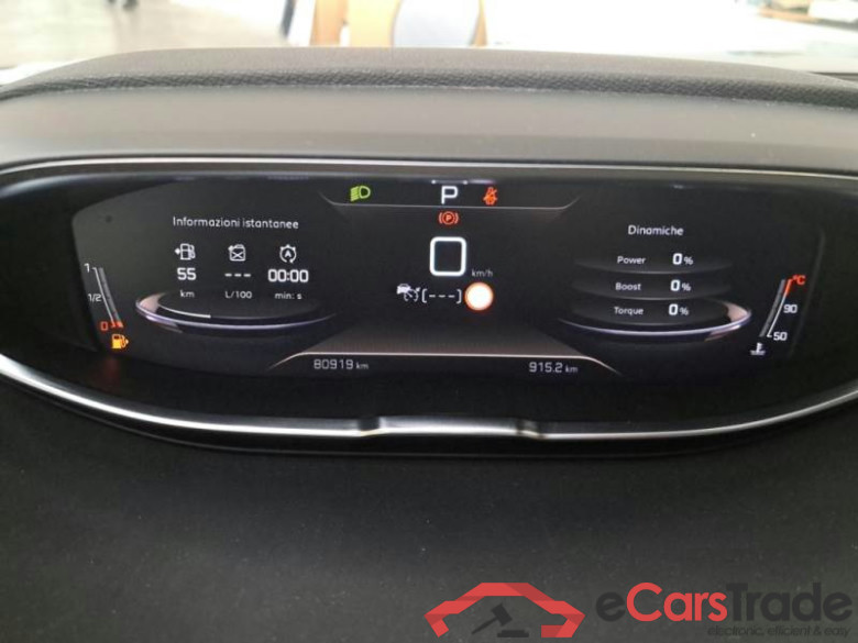 PEUGEOT 3008 / 2020 / 5P / SUV PURETECH TURBO 130 EAT8 GT AUT. #4