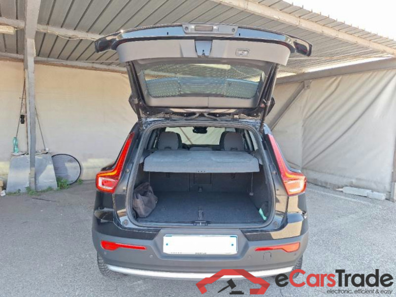 VOLVO XC40 / 2021 / 5P / SUV B3 AUTOMATICO CORE #5