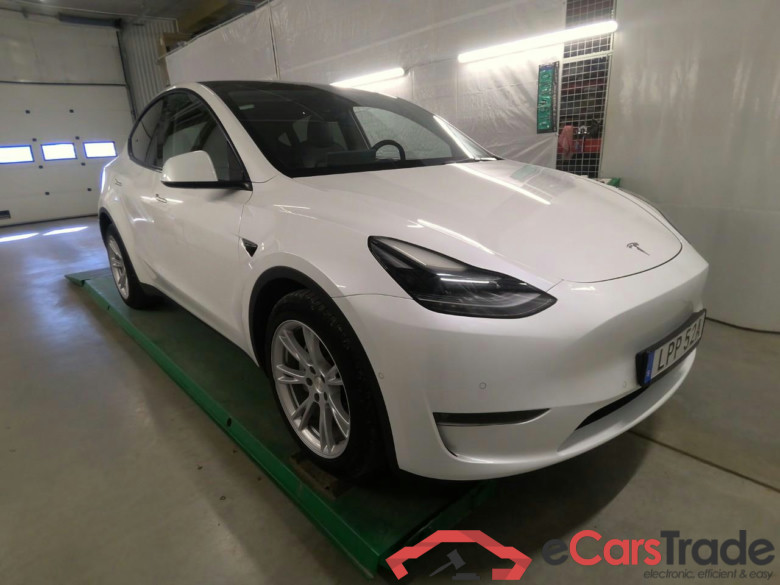 Tesla Model Y Long-Range AWD #2