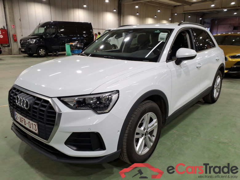 AUDI Q3 2.0 35 TDI S TRONIC BUSINESS EDITION #1