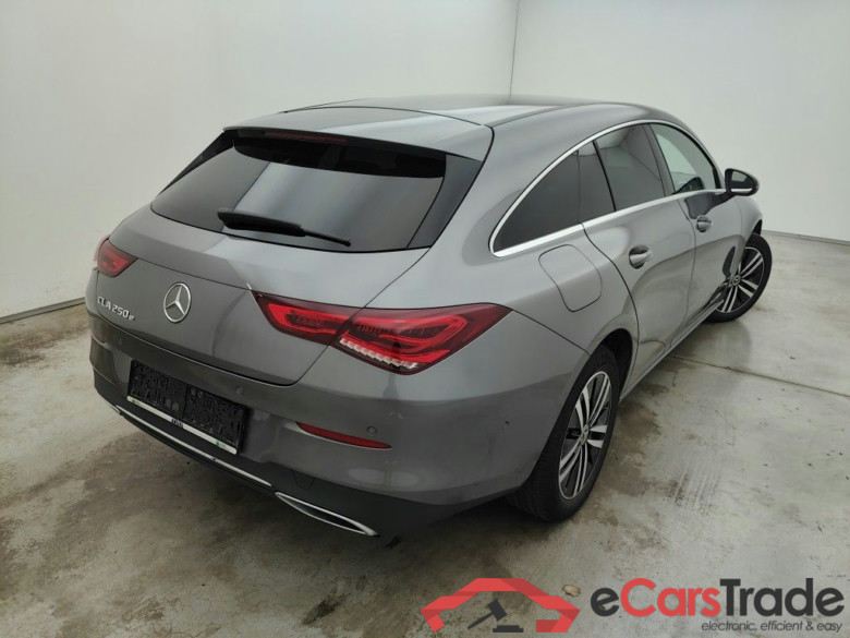 Mercedes-Benz CLA Shooting Brake CLA 250 e Business Solution 5d #2
