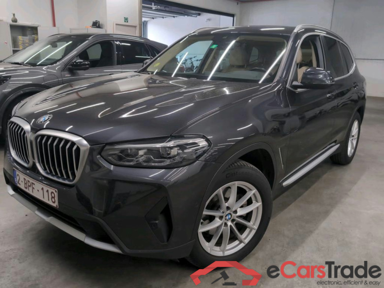 BMW - BMW X3 sDrive18dA 136PK With Climatic & Navigation & Cruise Control & Park Sensors Front & Rear & Pano Roof #1