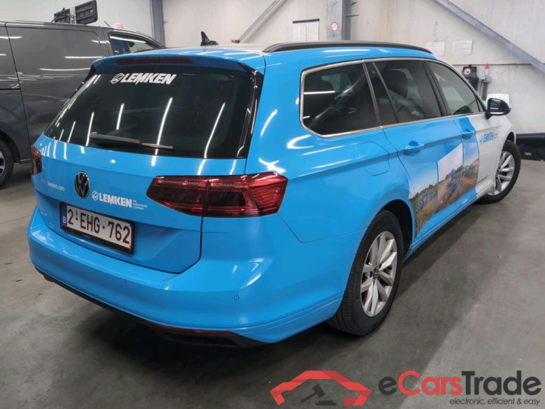 VOLKSWAGEN - VW  PASSAT VARIANT TDI 150PK DSG7 Style Business & Winter Pack I & Electric Foldable Trailer Towing Hook #2