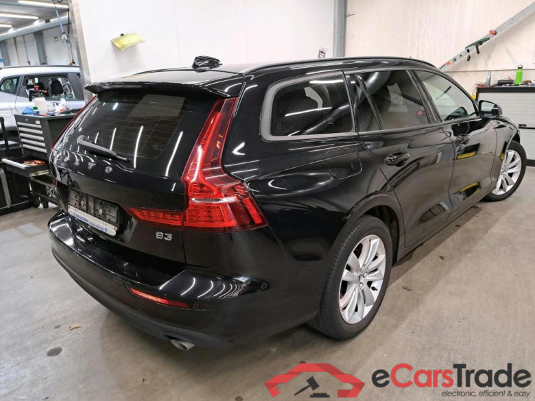 VOLVO - VOL V60 B3 163PK Geartronic Momentum Core #2