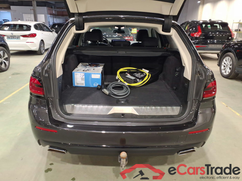 BMW 5 SERIES TOURING 2.0 520E TOURING AUTO #3