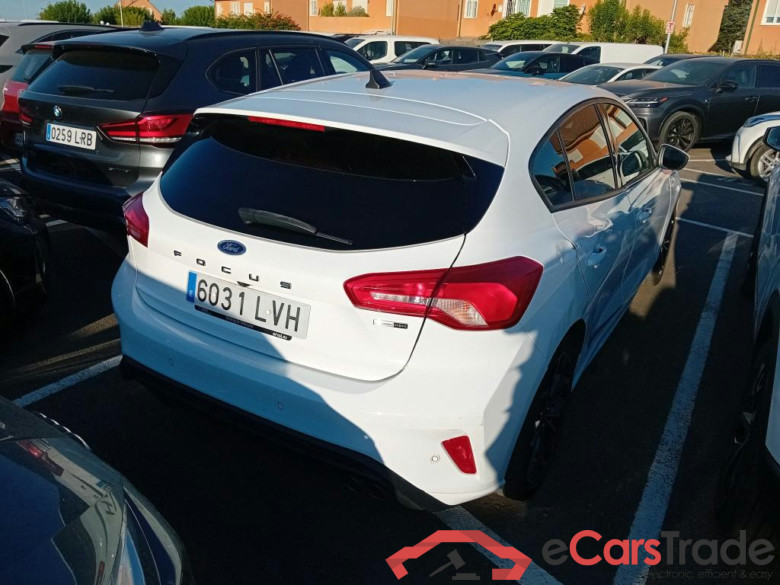 FORD Focus / 2018 / 5P / berlina con portón 1.0 Ecoboost MHEV 92kW ST-Line #2