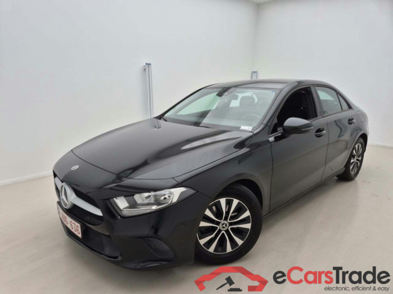 Mercedes A 180d Widescreen Navi KeylessGo Camera Klima PDC ...