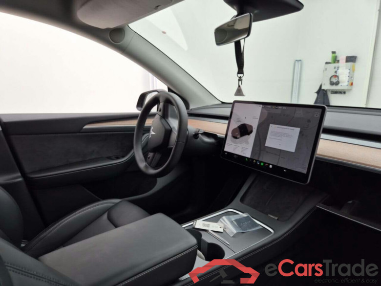 TESLA MODEL Y 75 KWH LONG RANGE AUTOPILOT #3