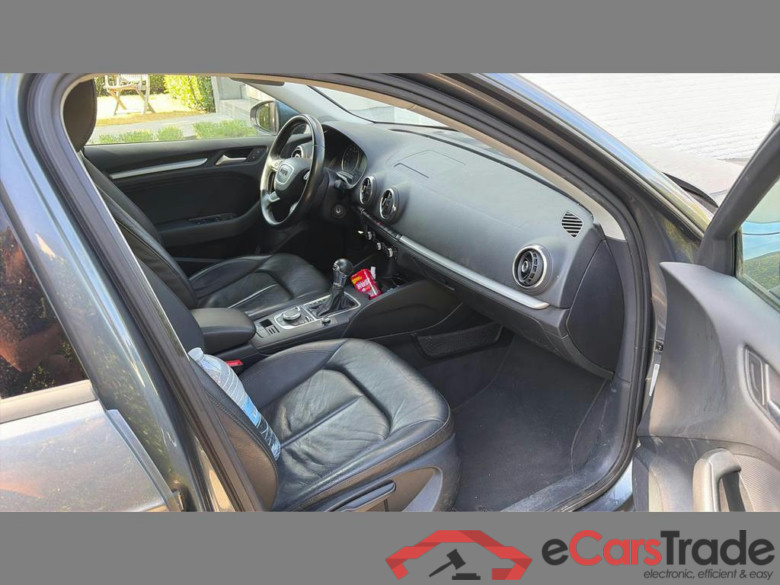 AUDI A3 Sportback 1.8 TFSI Attraction S tronic #5