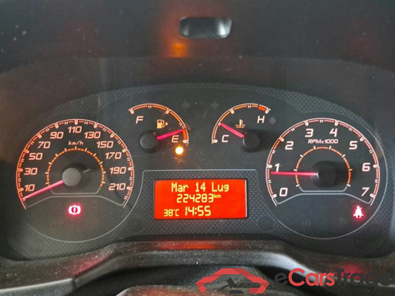 FIAT FIORINO / 2016 / 4P / VETT. FURGONATA 1.3 MULTIJET 80 CV E6 SX #4