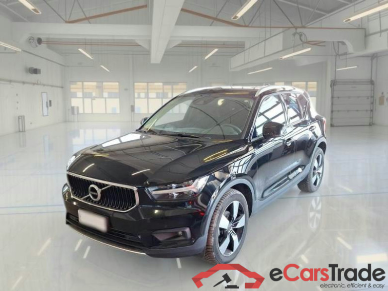 VOLVO XC40 / 2017 / 5P / SUV T3 AUTOMATICO MOMENTUM PRO