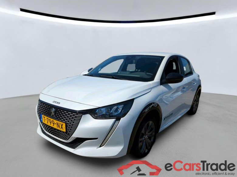 PEUGEOT e-208 100 kW #1