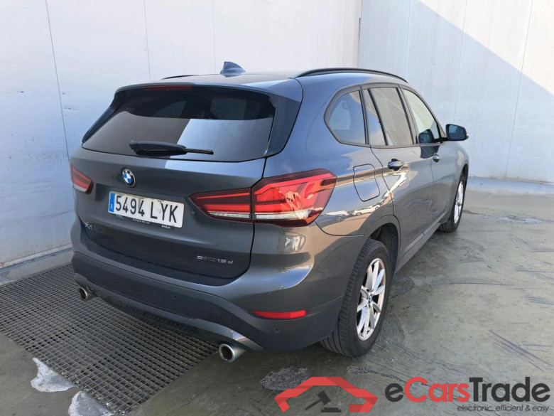 BMW X1 / 2019 / 5P / todoterreno sDrive18d #2