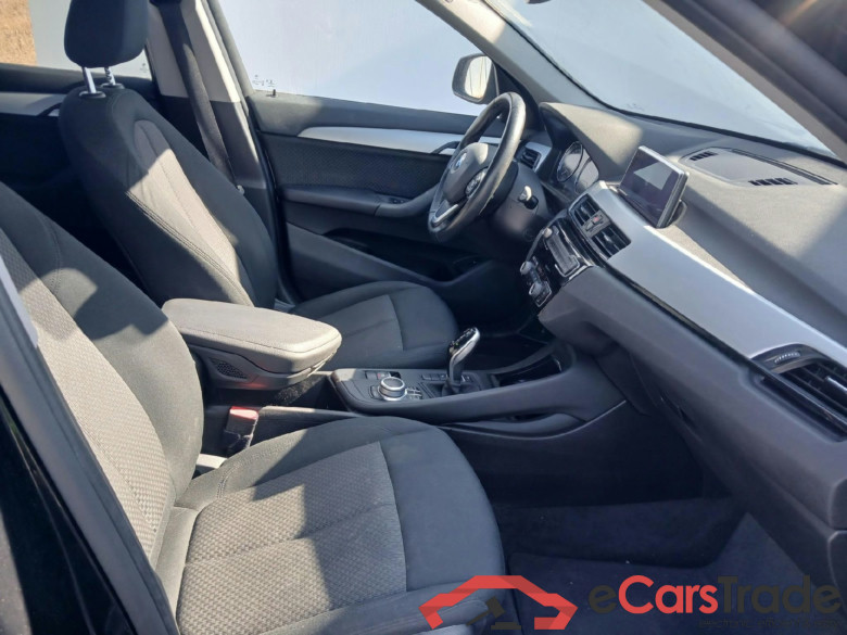 BMW X1 / 2019 / 5P / todoterreno sDrive18dA Corporate #6