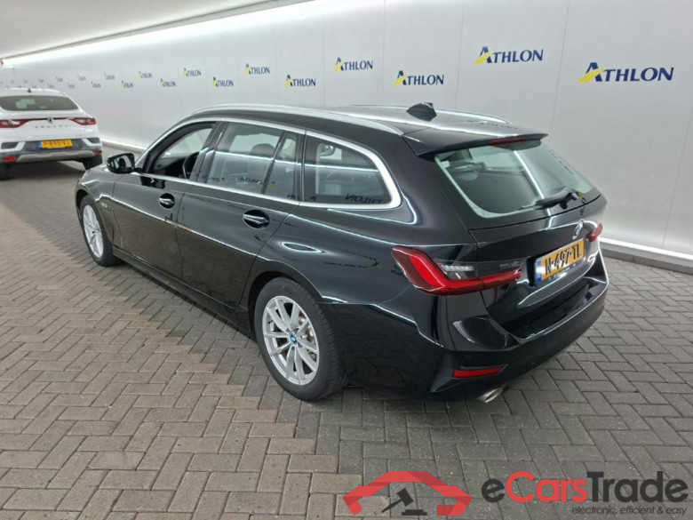 BMW 3-serie Touring 320e Business Edition Plus 5D 150kW #4