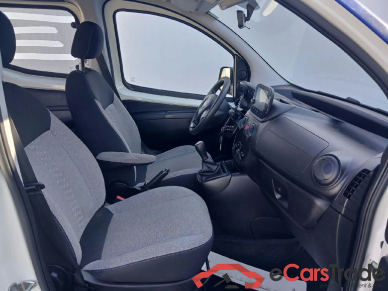 FIAT Fiorino / 2016 / 4P / combi Combi SX N1 1.3 Mjet 70kW (95CV) #6