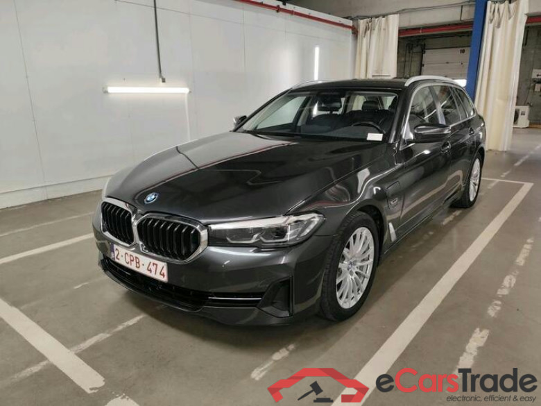 BMW 5 Reeks Touring 5 Reeks Touring 530e Auto (PHEV) 215kW/292pk  5D/P Auto-8