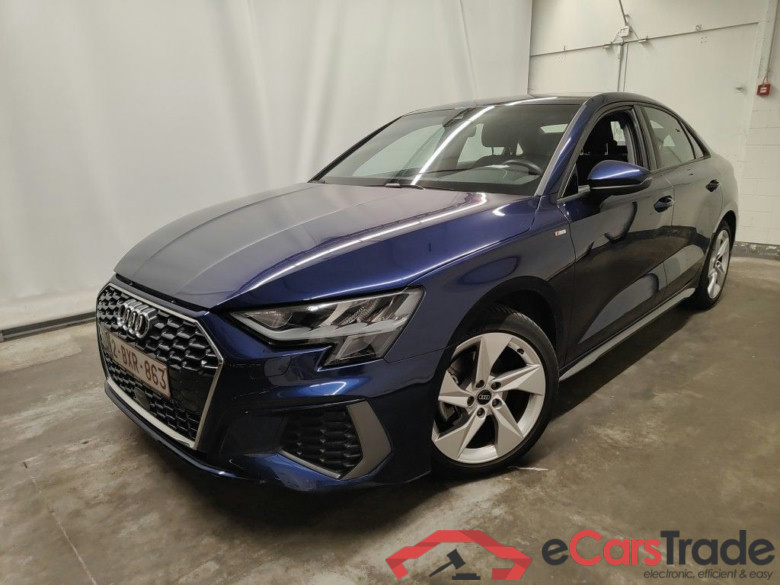 Audi A3 Berline 1.0 TFSi 30 81kW S tronic S line Bus. Ed 4d #1