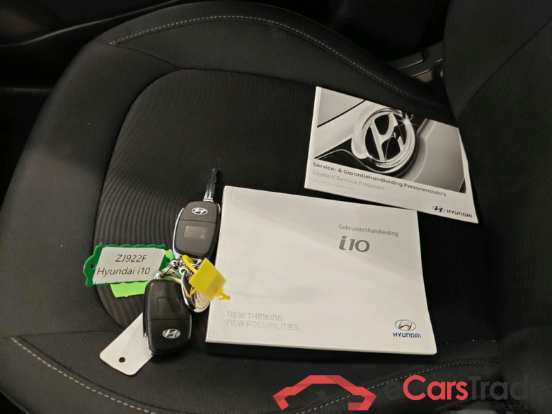 Hyundai i10 1.0i Blue Comfort 5d #4