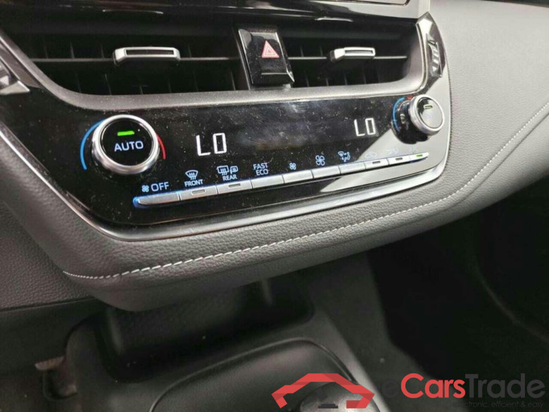 TOYOTA Corolla Touring Sports 1.8 Hybrid Active #4