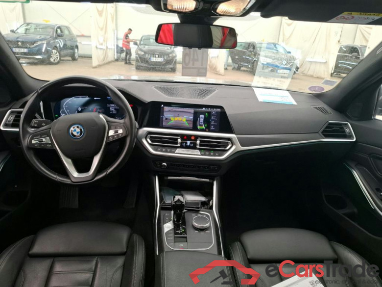 BMW Série 3 Berline / 2018 / 4P / Berline 330e xDrive 292ch Luxury BVA8 Hybride #5