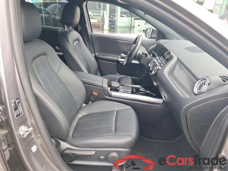 MERCEDES - MER GLA 250e 218PK DCT Business Solution Luxury & Smartphone Intergation & Towing Hook With ESP  * HYBRID * #3