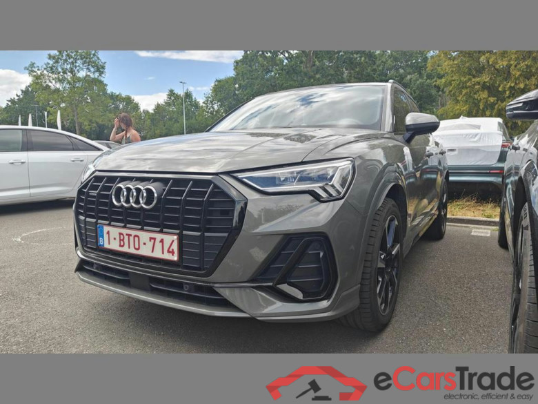 AUDI Q3 40 TFSI Quattro S line S tronic