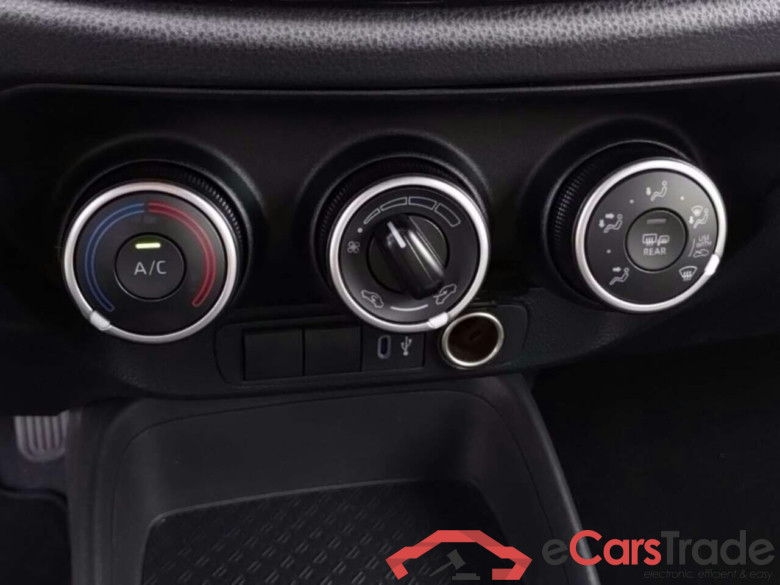 TOYOTA Aygo X 1.0 VVT-i MT Play #6