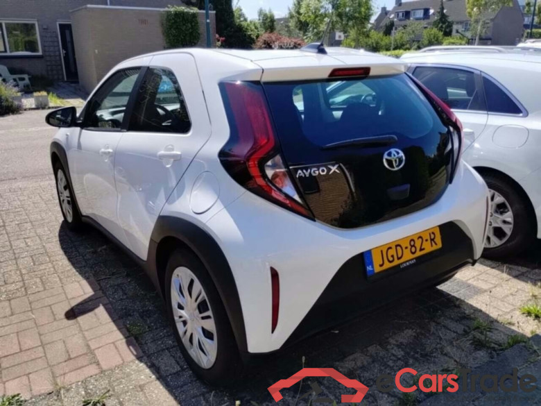 TOYOTA Aygo X 1.0 VVT-i MT Play #3