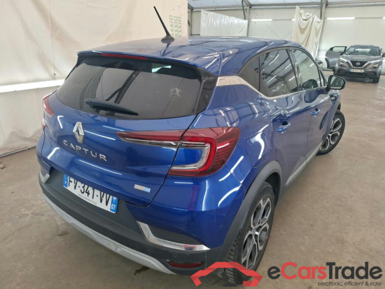 RENAULT Captur / 2019 / 5P / SUV Intens E-TECH Plug-in 160 #4